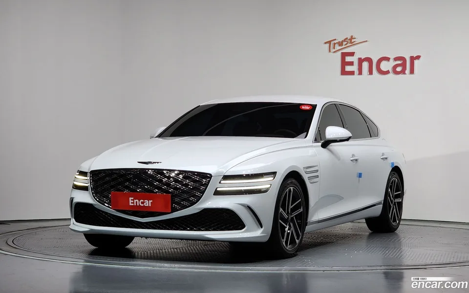 Genesis G80 2.5 AWD 2024 — photo 1, buy with delivery to Moscow