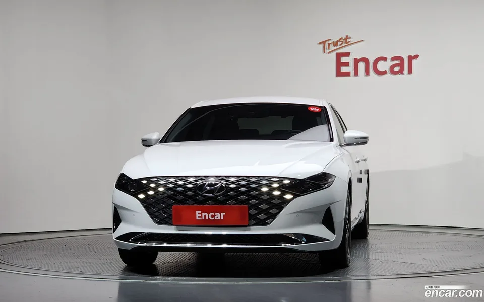 Hyundai Grandeur IG 3.0 LPi () 2022 — thumbnail 3