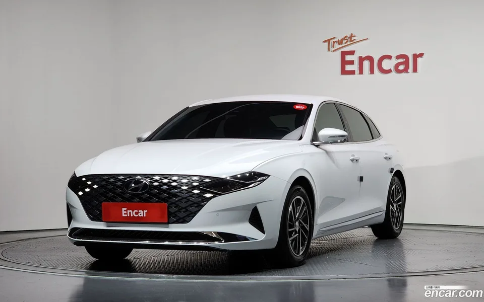 Hyundai Grandeur IG 3.0 LPi () 2022 — photo 1, buy with delivery to Moscow