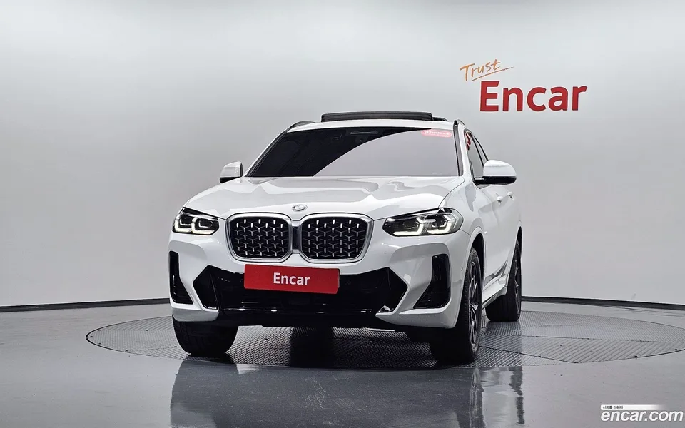 BMW X4 xDrive20i M 2022 — thumbnail 3
