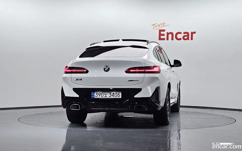 BMW X4 xDrive20i M 2022 — thumbnail 4