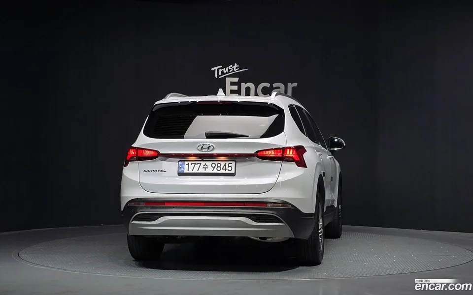 Hyundai SantaFe 2.2 2WD 2022 — thumbnail 4