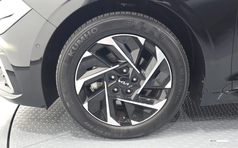 Kia K5 Hybrid 2024 — thumbnail 5