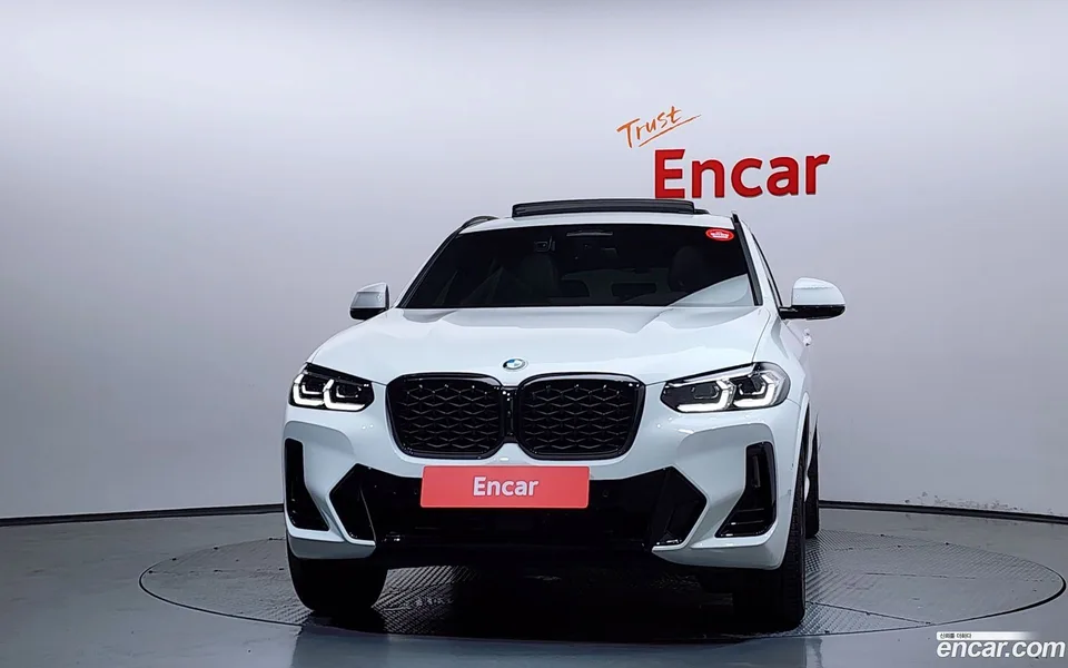 BMW X4 xDrive20i M 2025 — thumbnail 3