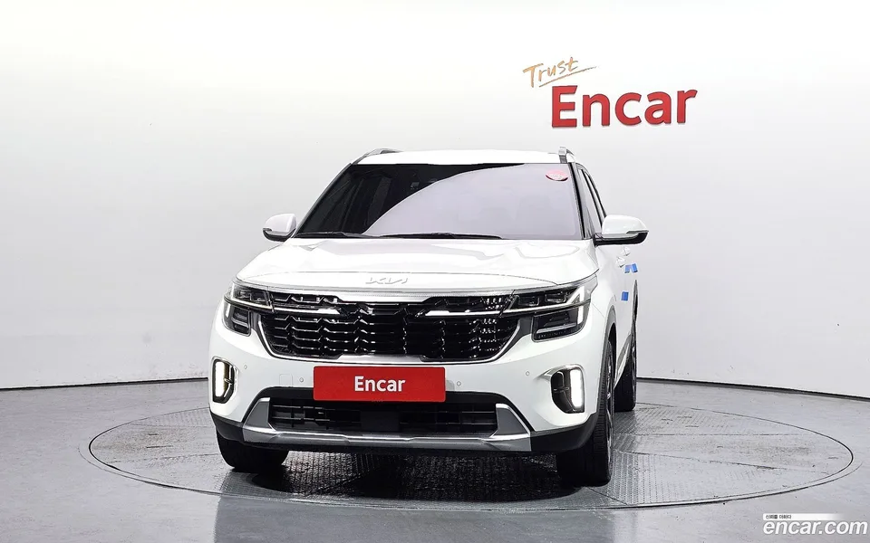 Kia Seltos 2.0 2WD 2022 — thumbnail 3