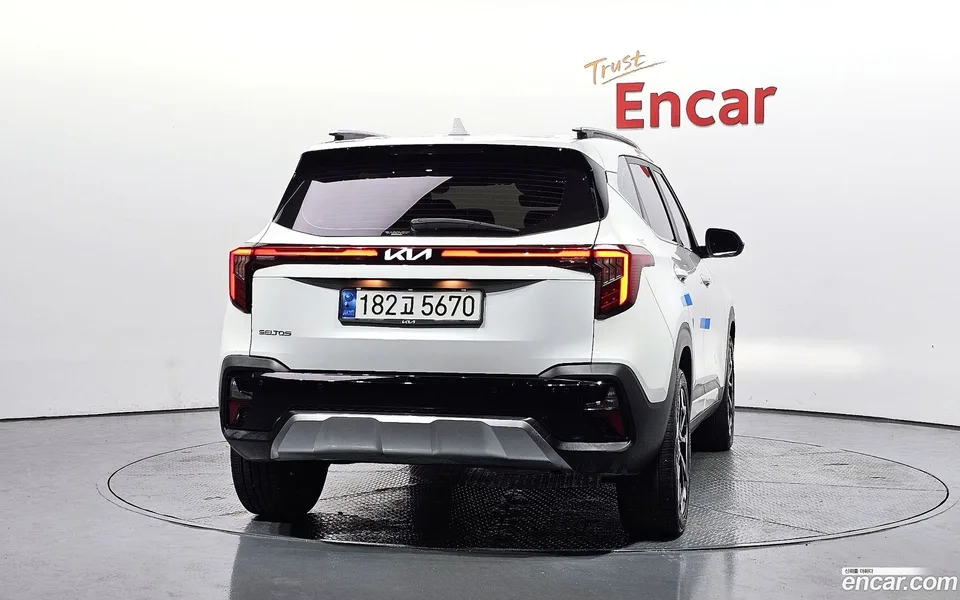 Kia Seltos 2.0 2WD 2022 — thumbnail 4