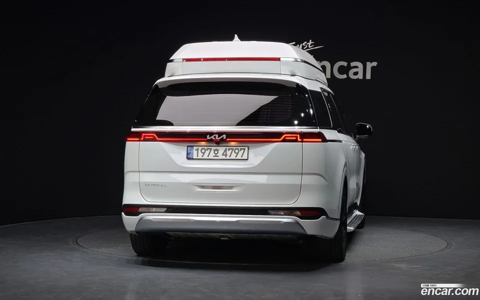 Kia Carnival 7 2022 — thumbnail 4
