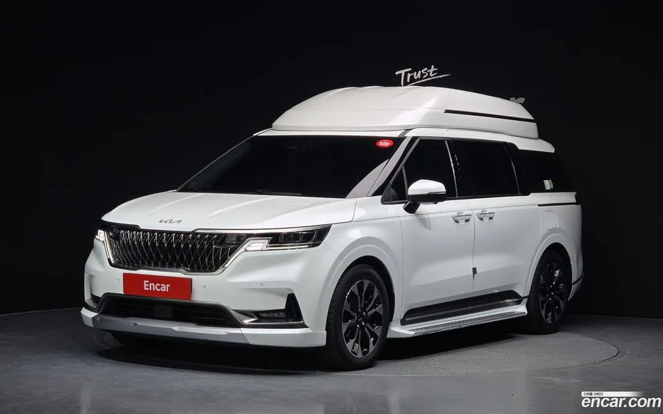 Kia Carnival 7 2022 — photo 1, buy with delivery to Moscow
