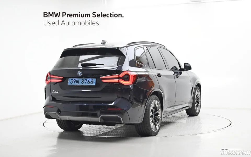 BMW iX3 M 2022 — thumbnail 2