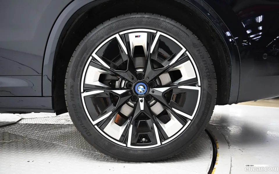 BMW iX3 M 2022 — thumbnail 5