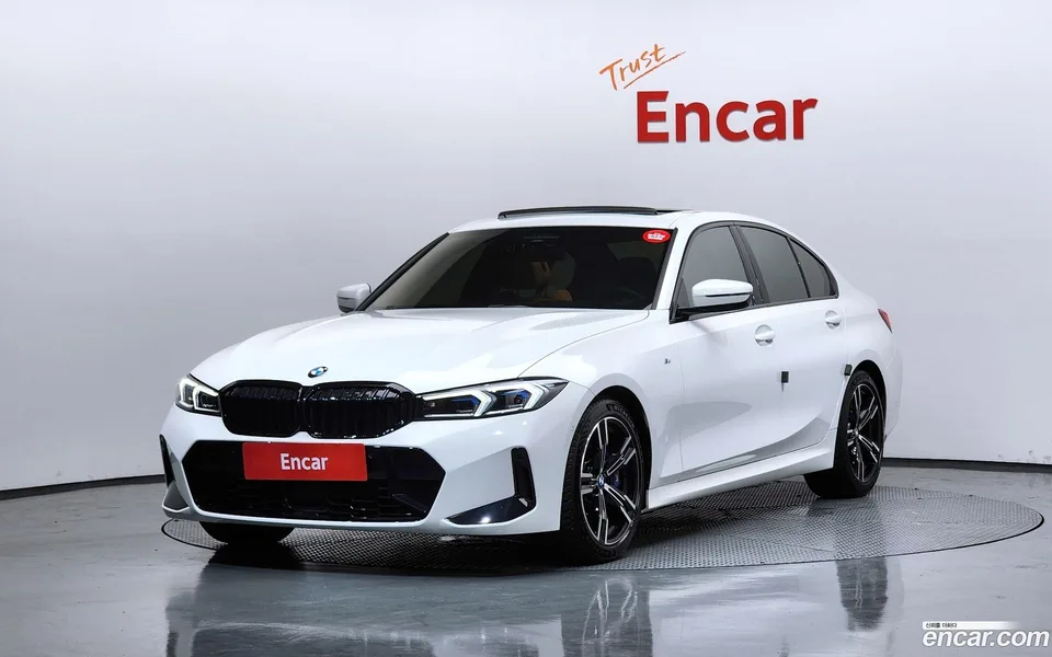 BMW 3 Series 320i M 2024 — photo 1, buy with delivery to Moscow