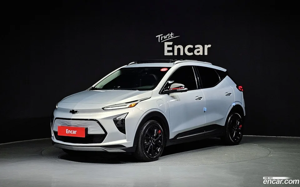 Chevrolet Bolt EUV 2023 — photo 1, buy with delivery to Moscow