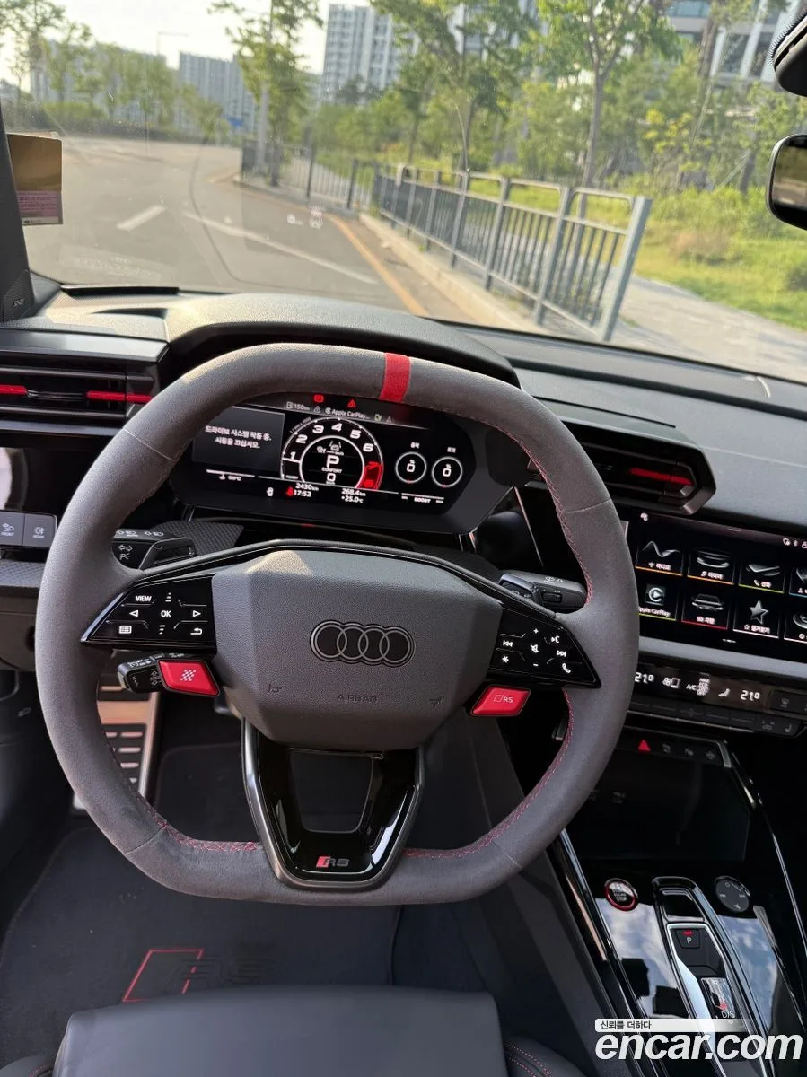 Audi RS3 (8Y) 2.5 TFSI 2026 — миниатюра 2