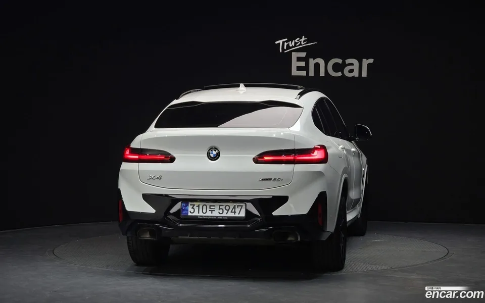 BMW X4 xDrive20i M 2023 — thumbnail 4