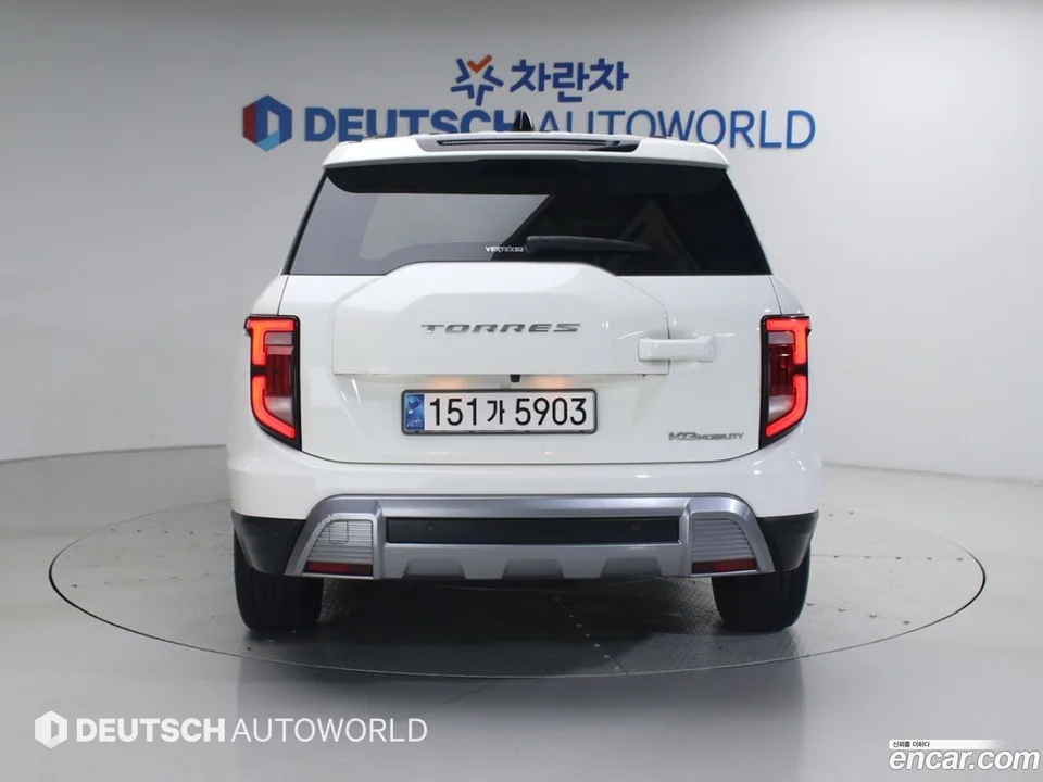 KG Mobility Torres 1.5 2WD 2023 — thumbnail 4