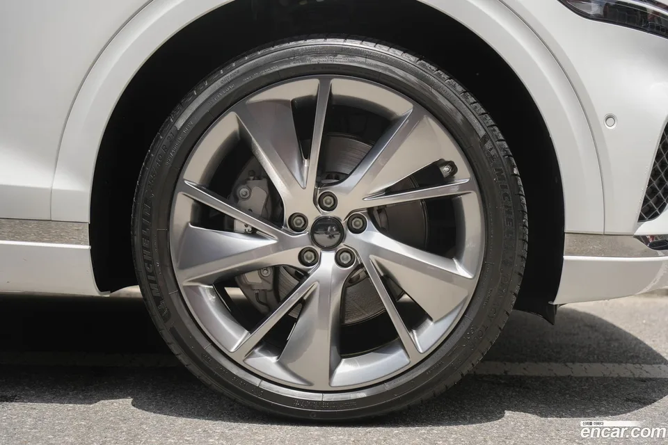Genesis GV70 2.5T AWD 2025 — thumbnail 5
