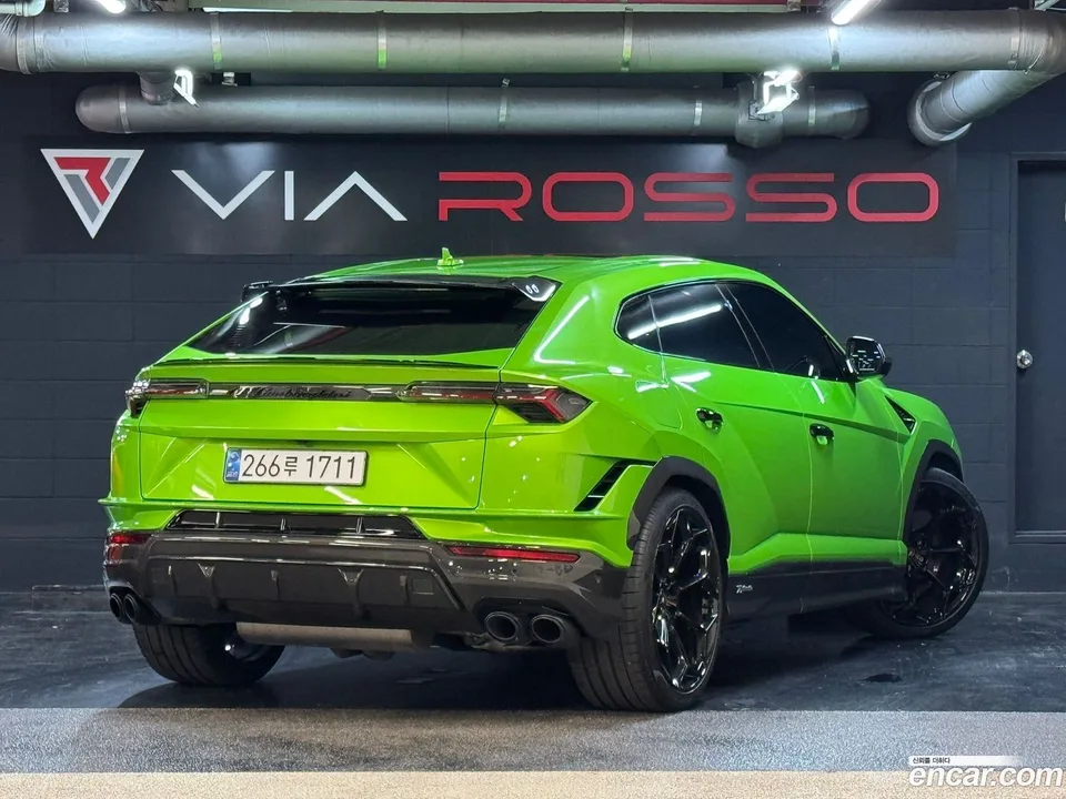 Lamborghini Urus 4.0 V8 2024 — thumbnail 3