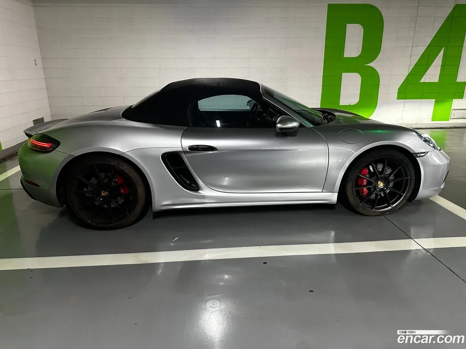Porsche 718 Boxster 4.0 GTS 2023 — thumbnail 4