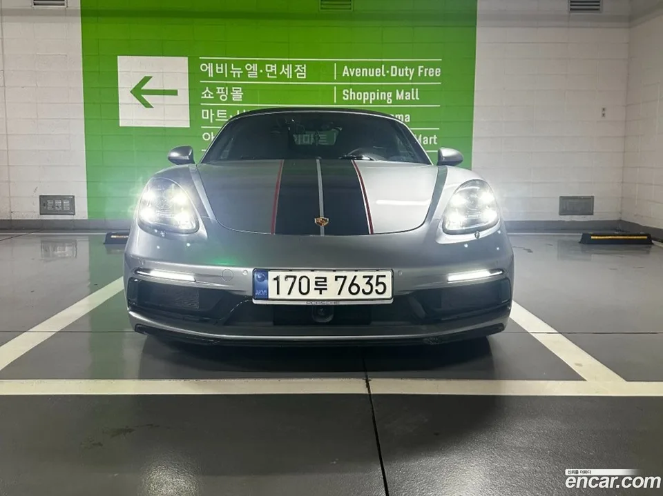 Porsche 718 Boxster 4.0 GTS 2023 — photo 1, buy with delivery to Moscow