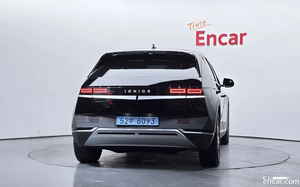 Hyundai Ioniq 5 2022 — thumbnail 4