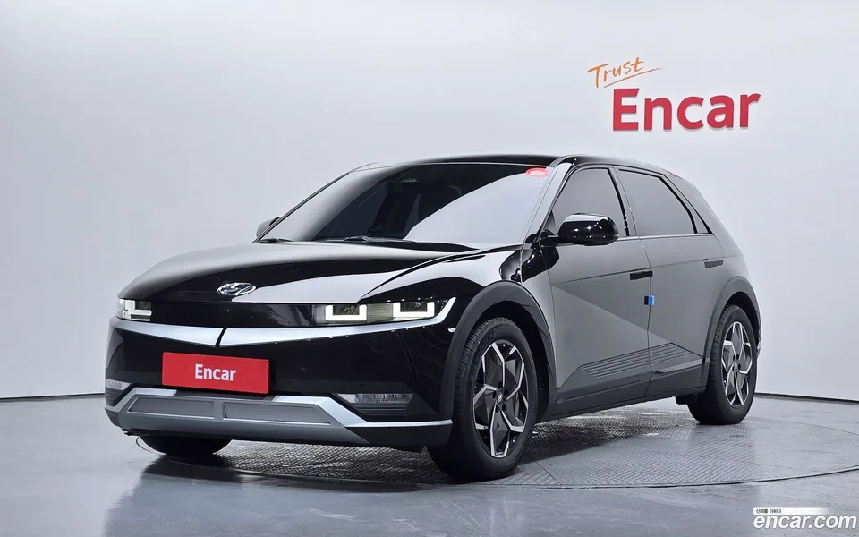 Hyundai Ioniq 5 2022 — photo 1, buy with delivery to Moscow