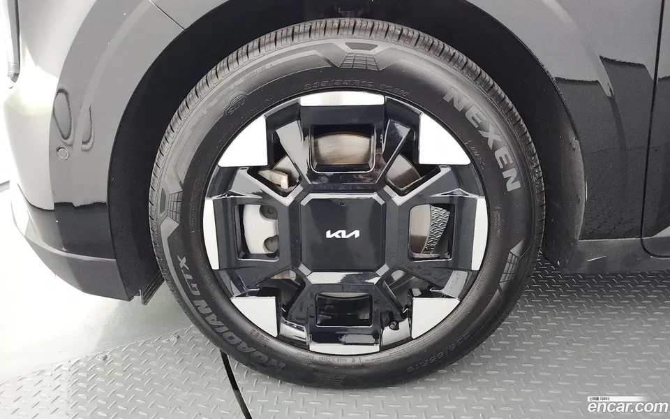 Kia Carnival 9 2024 — thumbnail 2