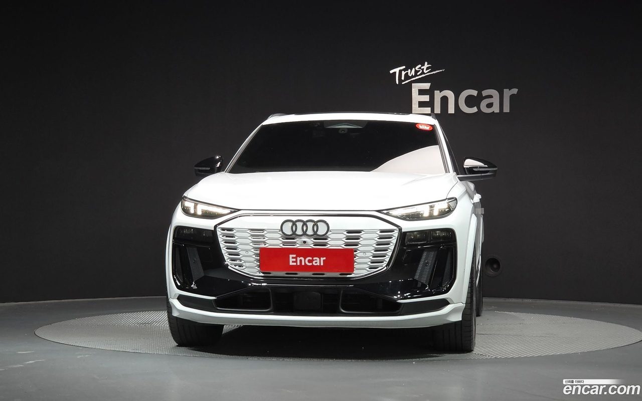 Audi SQ6 e- 2025 — 3