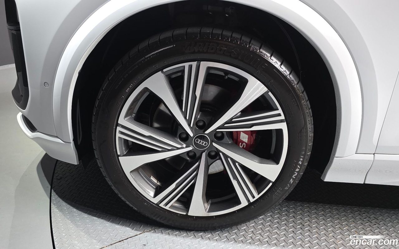 Audi SQ6 e- 2025 — 5