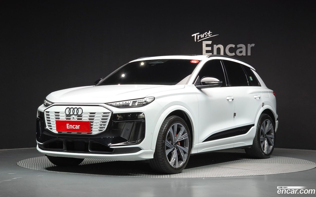 Audi SQ6 e- 2025