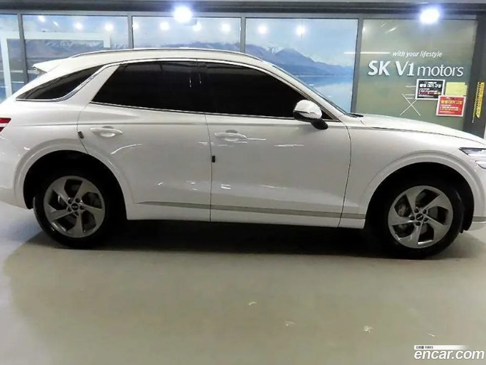 Genesis GV70 2.5T 2WD 2024 — миниатюра 3