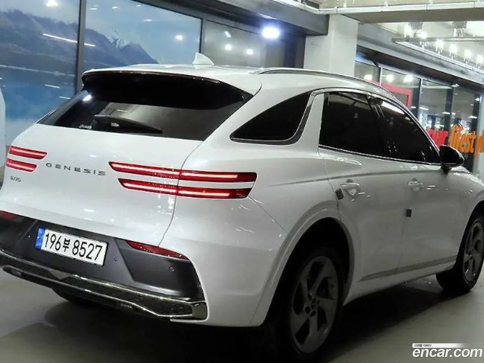 Genesis GV70 2.5T 2WD 2024 — миниатюра 4