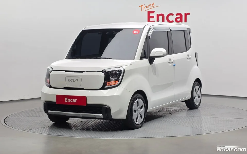 Kia Ray EV 2023 — photo 1, buy with delivery to Moscow