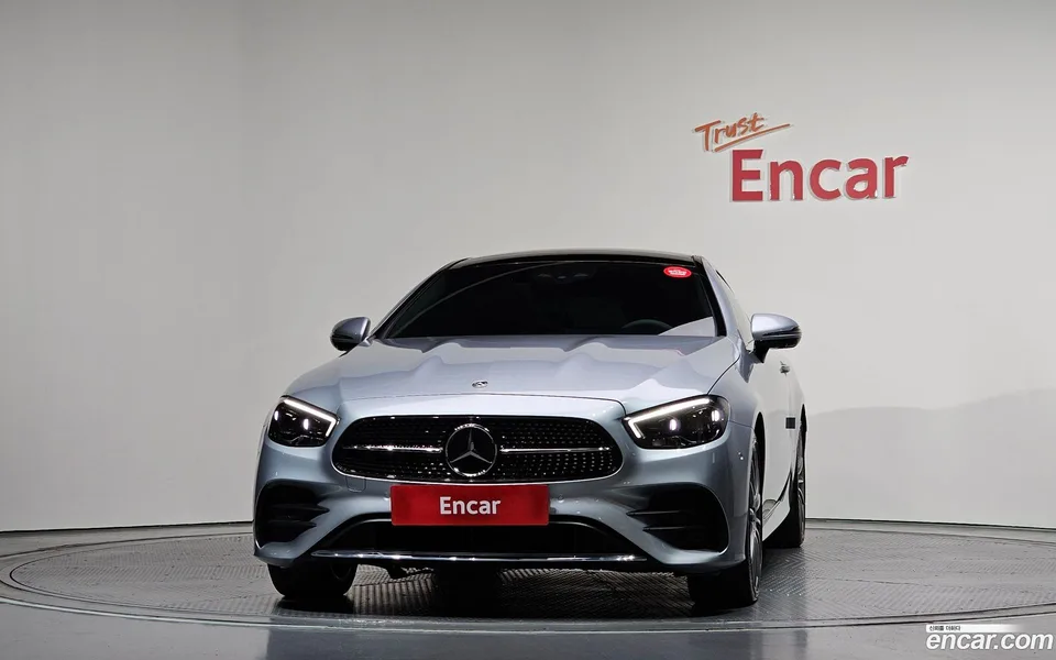 Mercedes-Benz E-Class E450 4MATIC 2023 — thumbnail 3