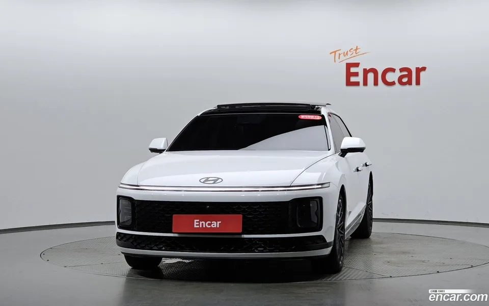 Hyundai Grandeur 2.5 2WD 2023 — thumbnail 3