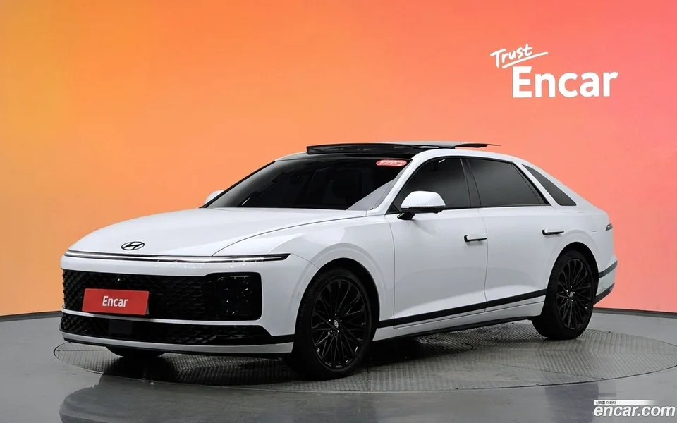 Hyundai Grandeur 2.5 2WD 2023 — photo 1, buy with delivery to Moscow