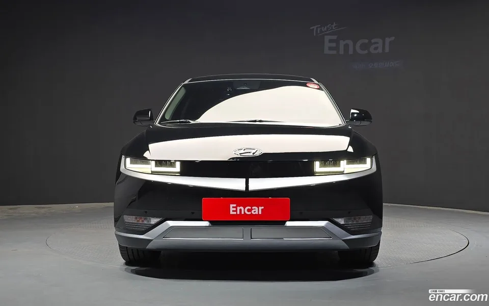 Hyundai Ioniq 5 2023 — thumbnail 3