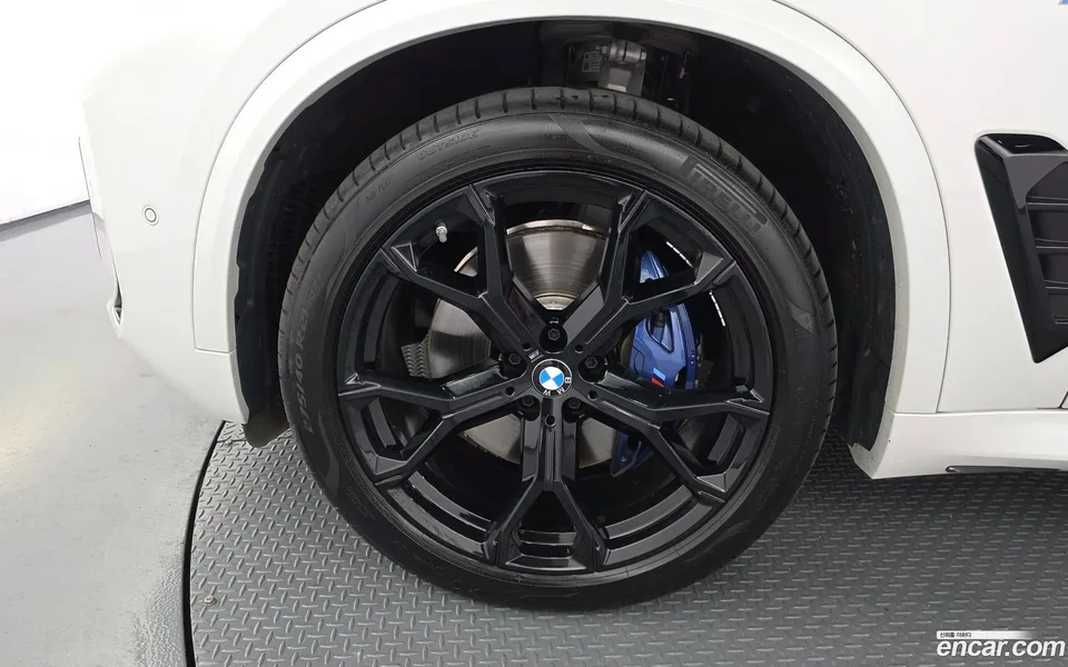 BMW X5 xDrive 30d M 2025 — thumbnail 2