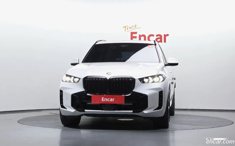 BMW X5 xDrive 30d M 2025 — thumbnail 3