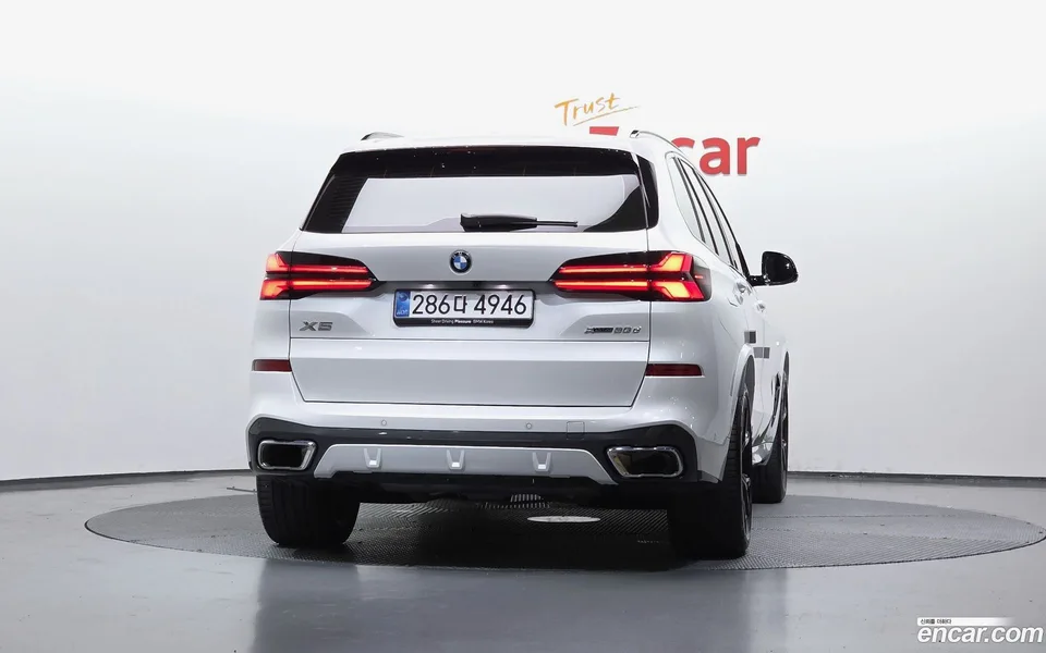 BMW X5 xDrive 30d M 2025 — thumbnail 4