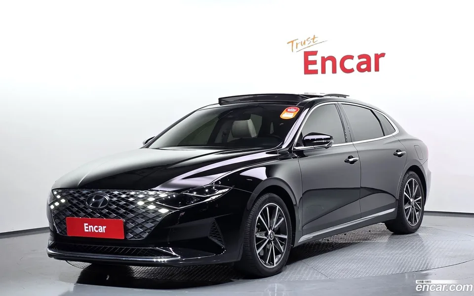 Hyundai Grandeur IG 2.5 2022 — photo 1, buy with delivery to Moscow