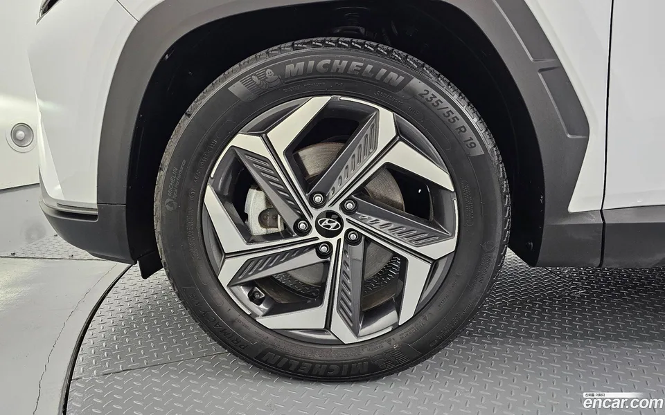Hyundai Tucson 1.6 4WD 2022 — thumbnail 2