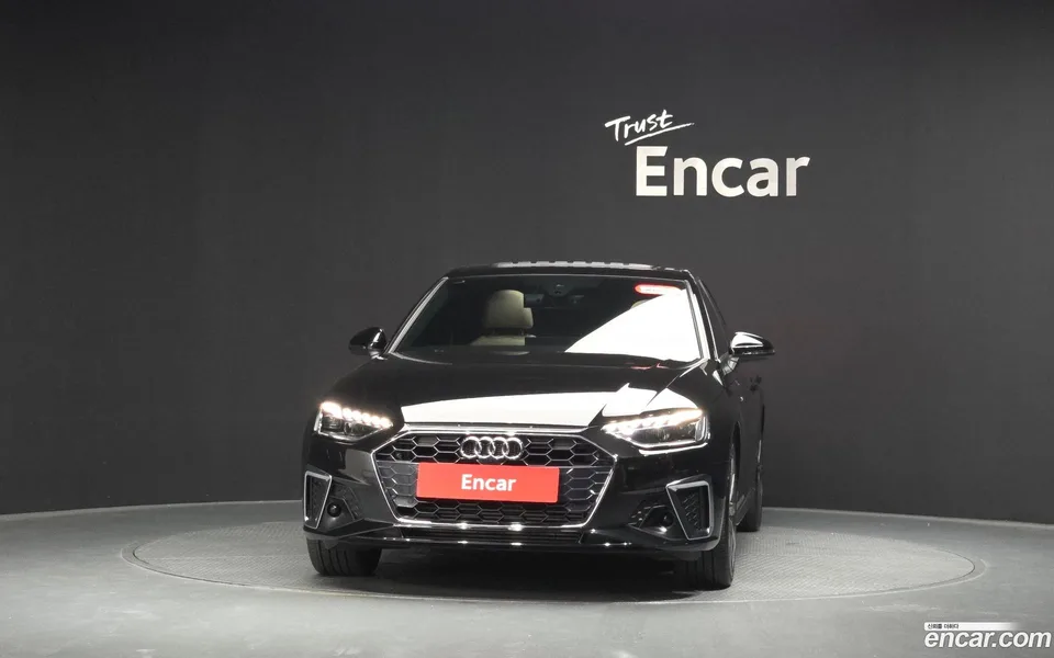 Audi A4 40 TFSI 2023 — thumbnail 3