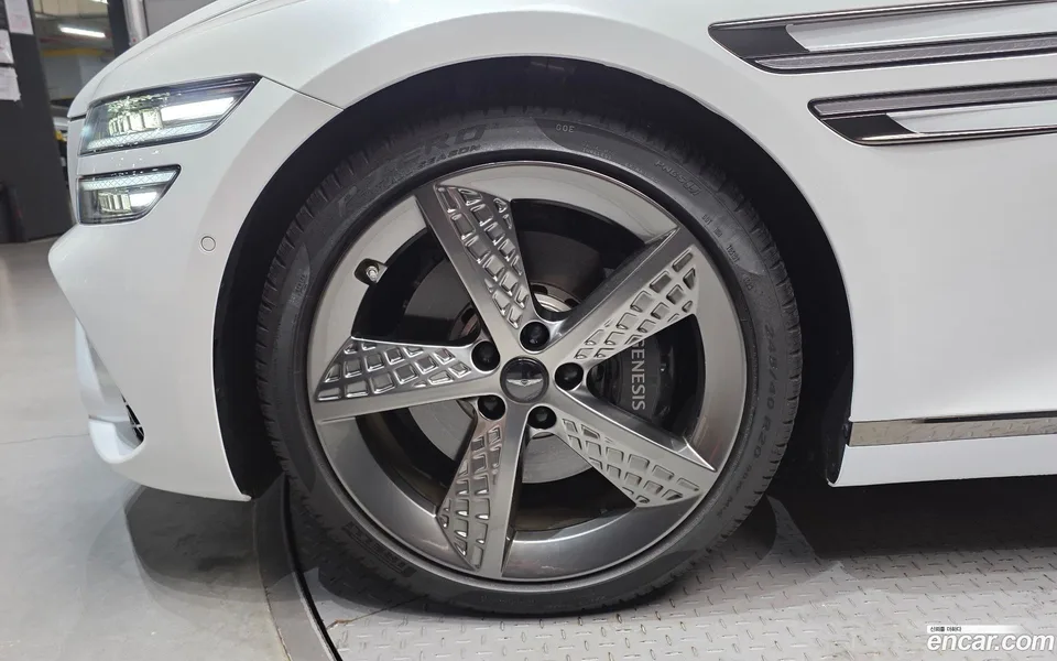 Genesis G80 2.5 AWD 2024 — thumbnail 2