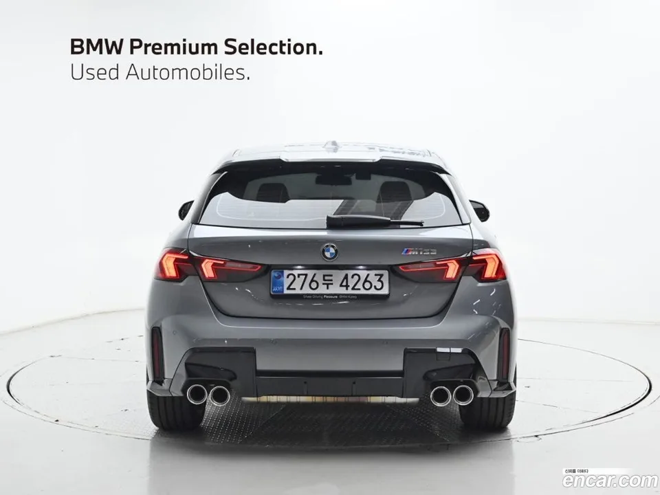 BMW 1 Series M135 xDrive 2025 — миниатюра 4