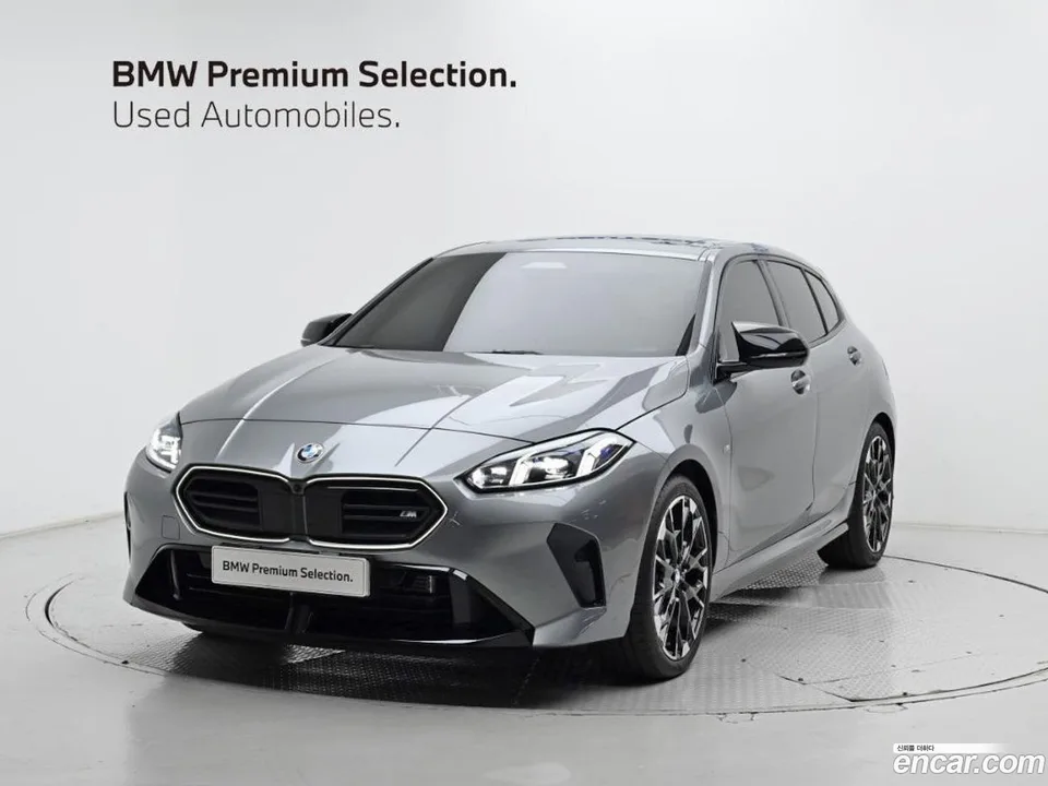 BMW 1 Series M135 xDrive 2025 — фото 1, купить с доставкой в Москву