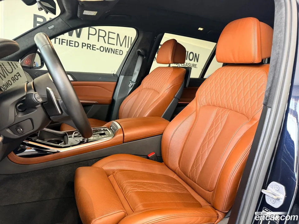 BMW X7 M50i 6 2022 — thumbnail 4