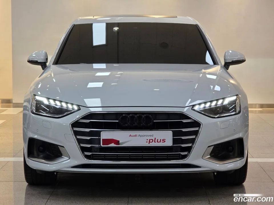 Audi A4 40 TFSI 2023 — thumbnail 3