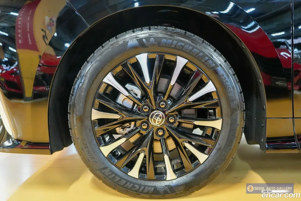 Toyota Alphard 2.5 HEV AWD 2025 — миниатюра 5