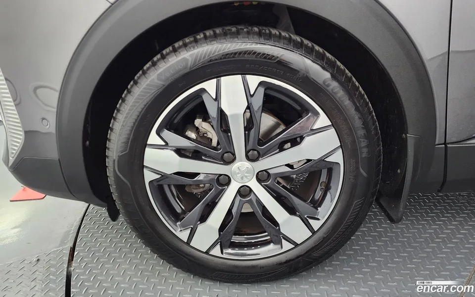 Peugeot 5008 1.2 Pure Tech GT 2022 — миниатюра 5