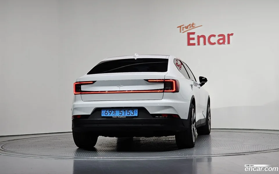 Polestar Polestar 2 2023 — миниатюра 4